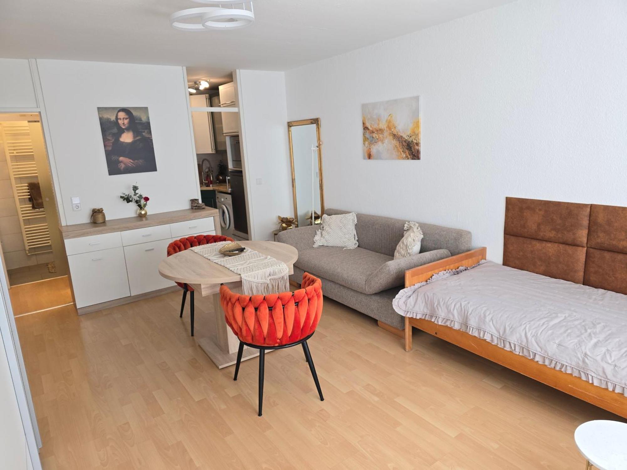 Nr 5 Bei Augsburger Platz *